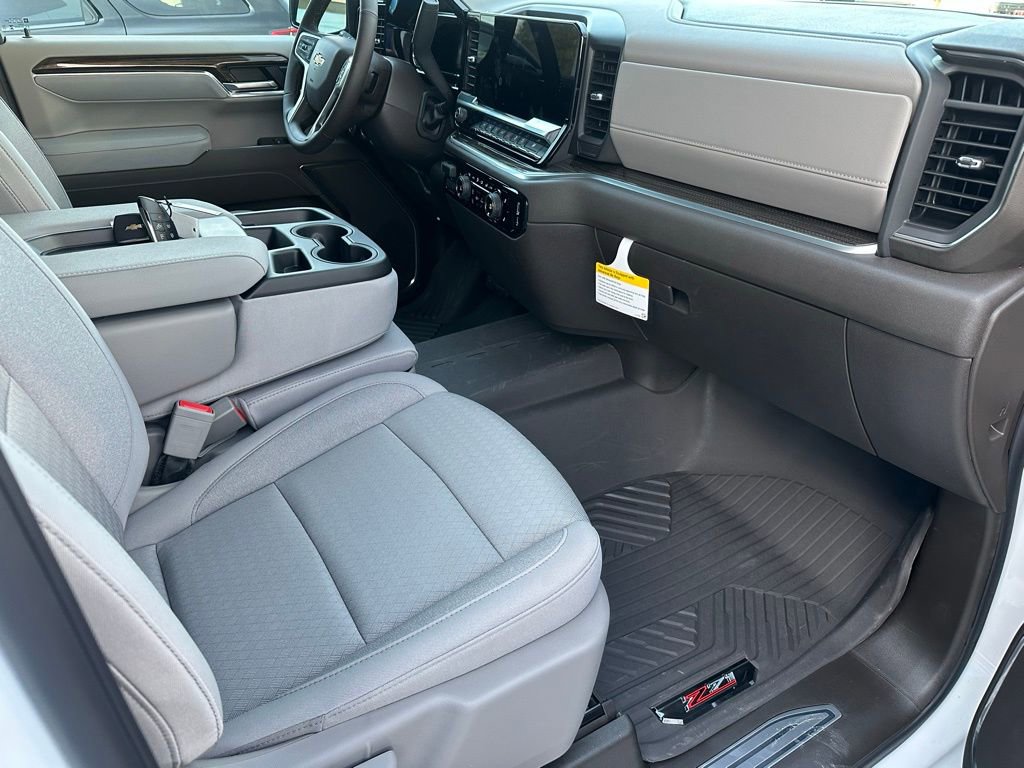 New 2026 Chevrolet Silverado 1500 LT w/ Z71 Off-Road Package AWD/4WD image 15