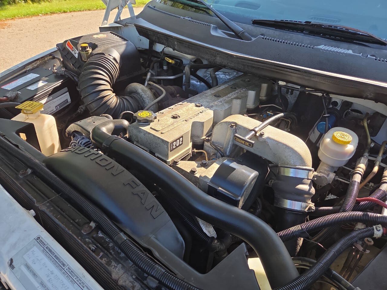 Used 1998 Dodge Ram 2500 Truck 2WD Quad Cab image 18
