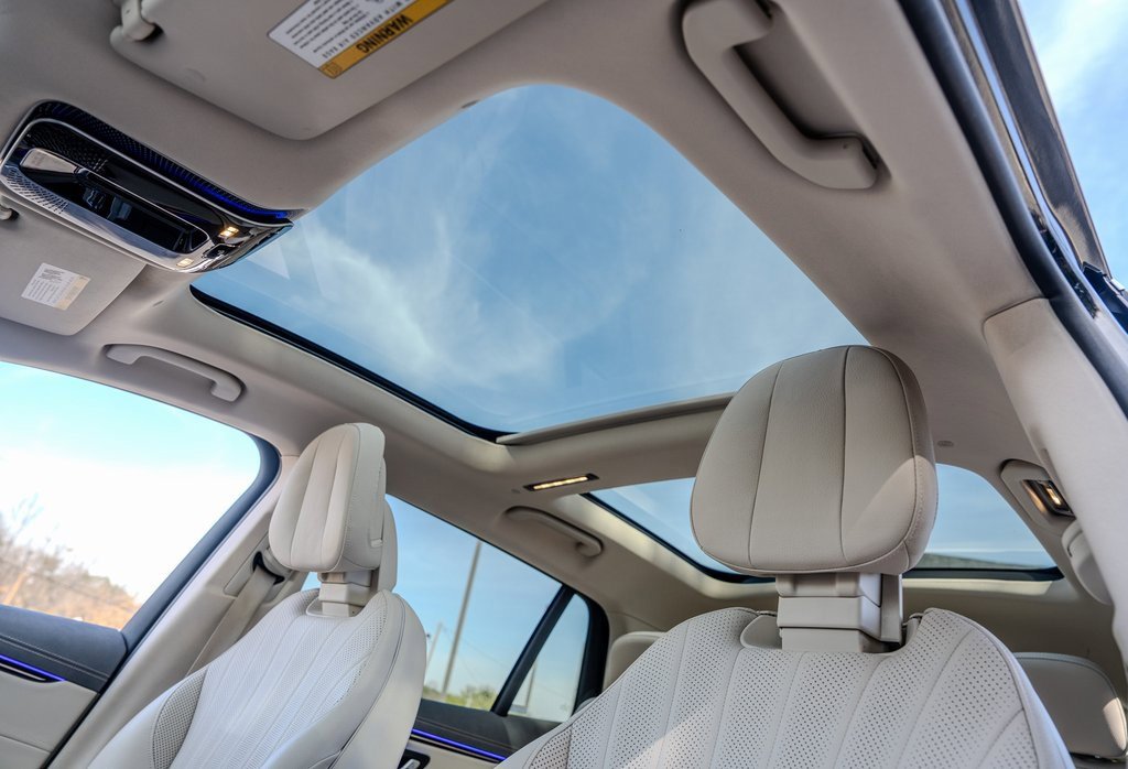 Used 2023 Mercedes-Benz EQS 450+ 4MATIC SUV image 18