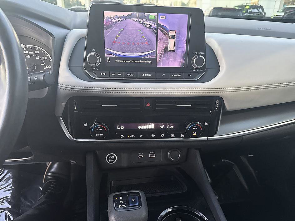 Certified 2021 Nissan Rogue SV w/ Premium Package FWD image 16