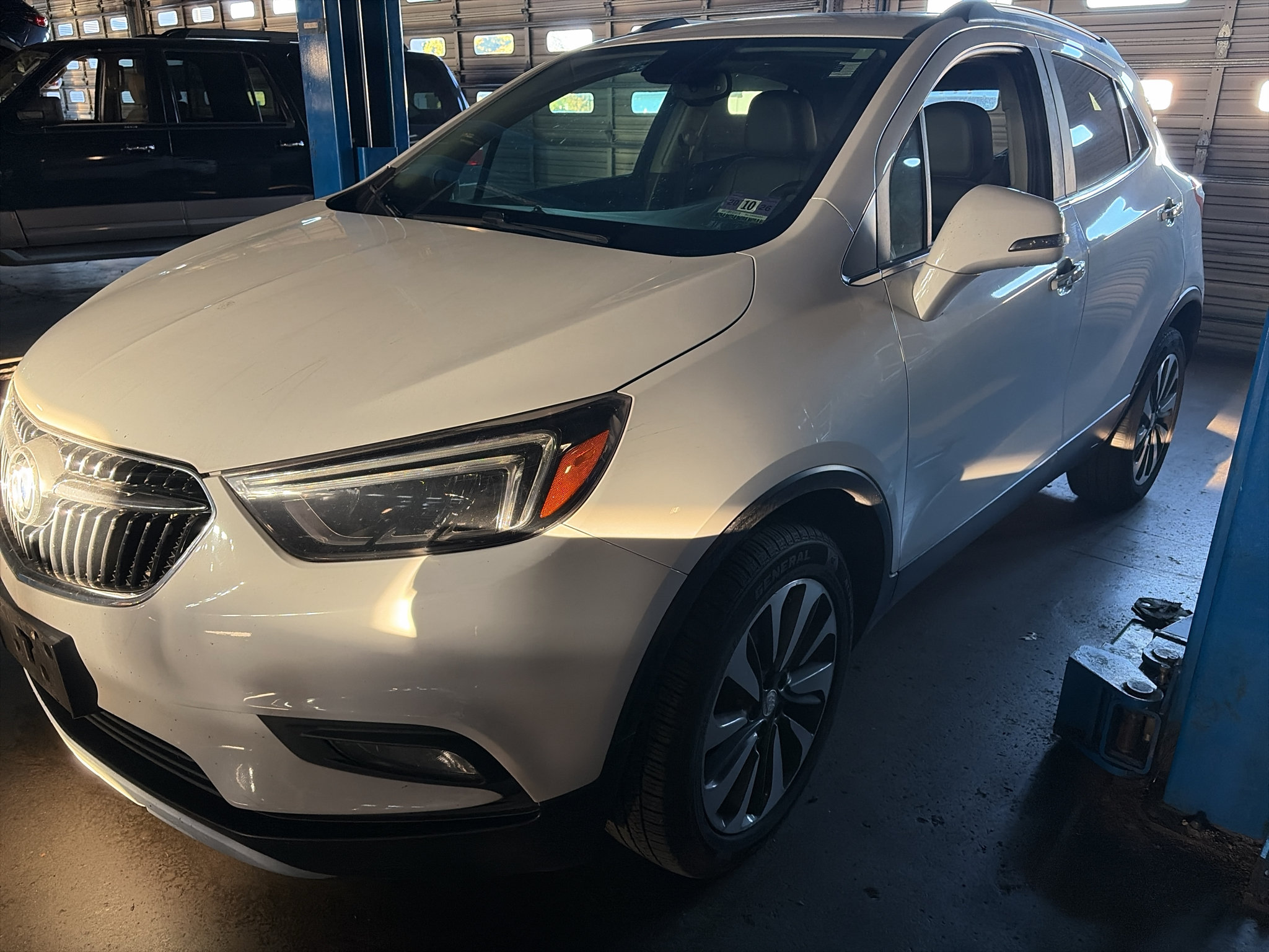 Used 2017 Buick Encore Essence AWD/4WD image 1