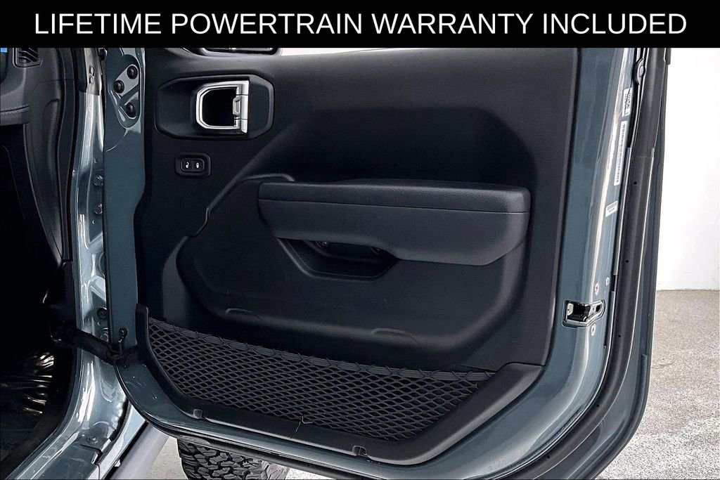 Used 2025 Jeep Wrangler Unlimited Rubicon 4xe image 23