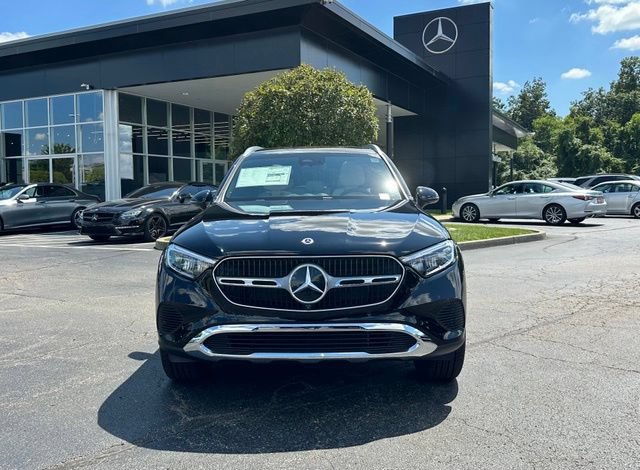 New 2027 Mercedes-Benz GLC 300 4MATIC image 3