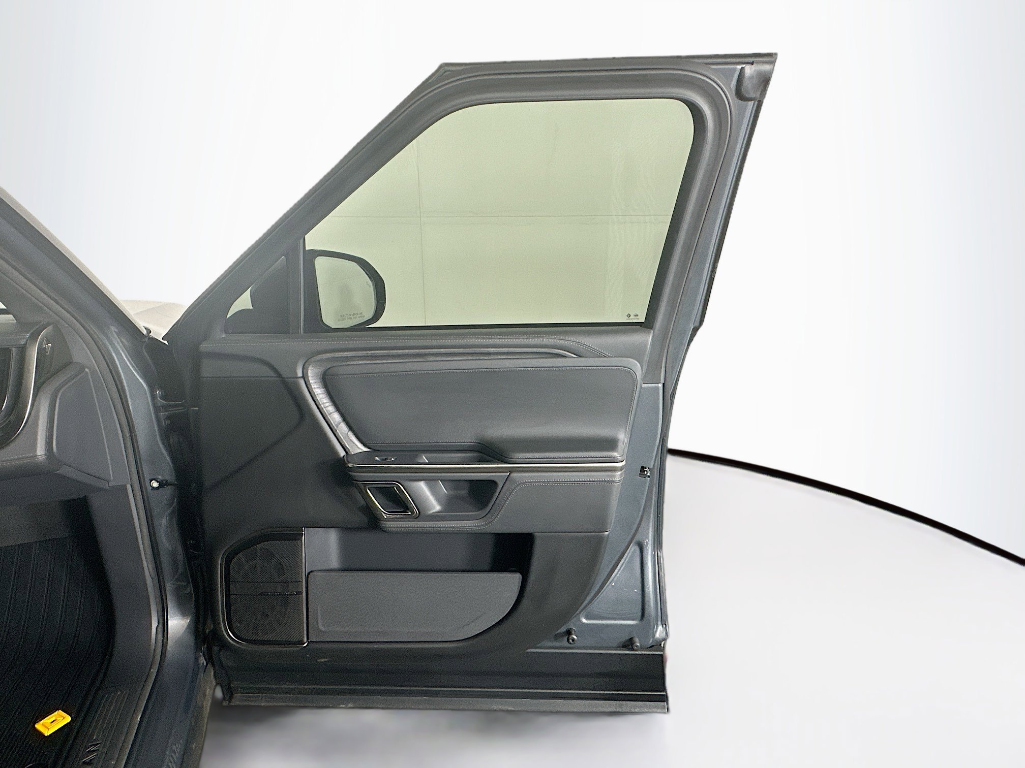 Used 2022 Rivian R1T Adventure image 31