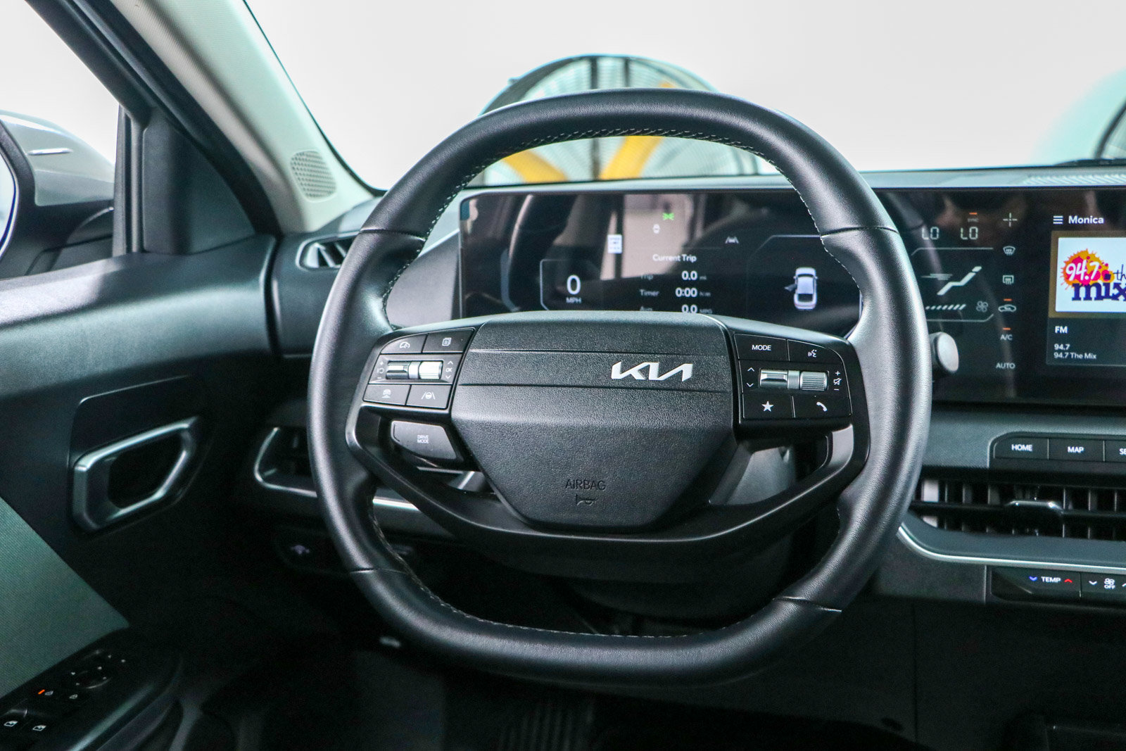 Used 2025 Kia K4 EX FWD image 12
