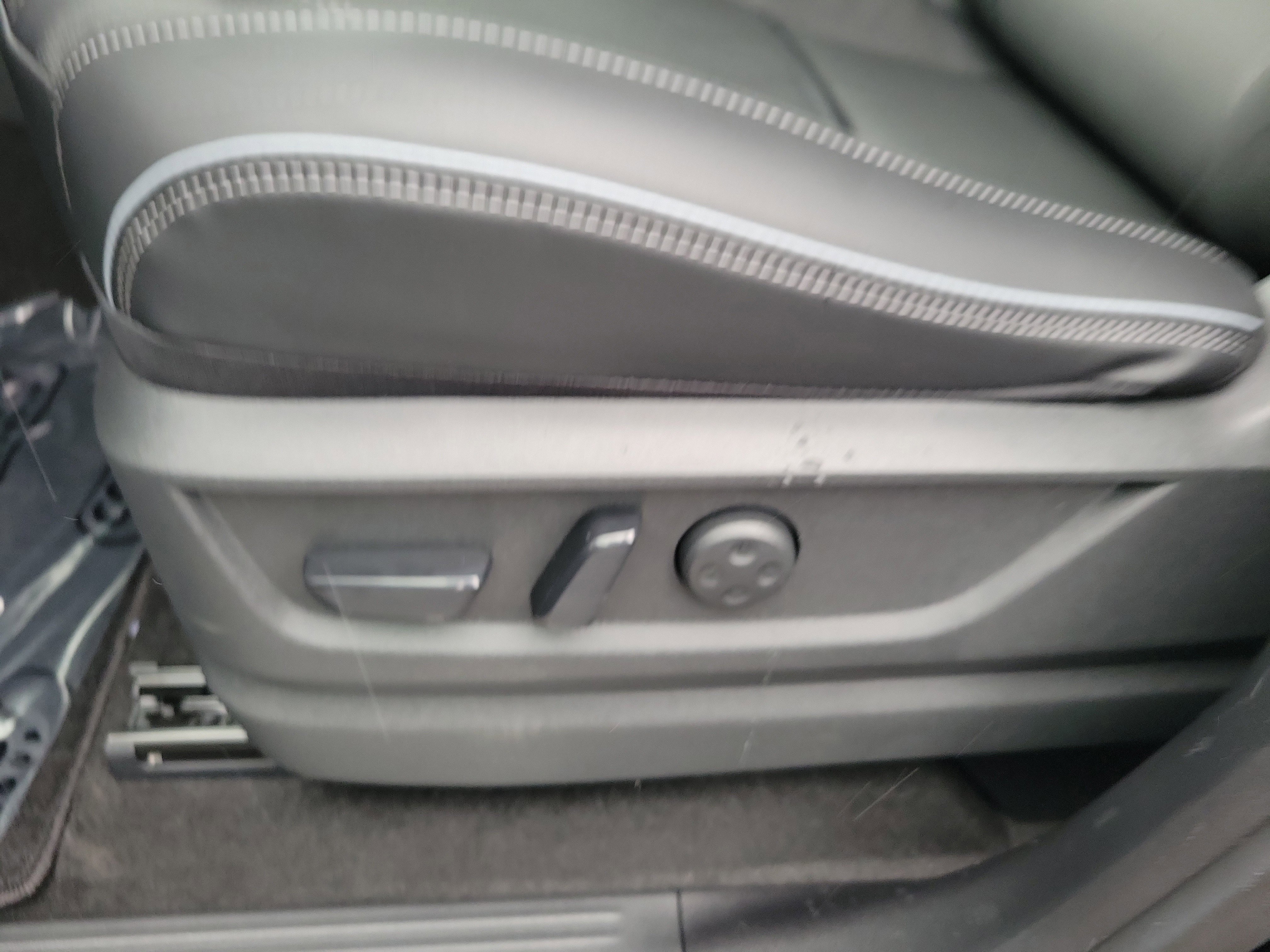 New 2026 INFINITI QX80 Luxe w/ Cargo Package image 16