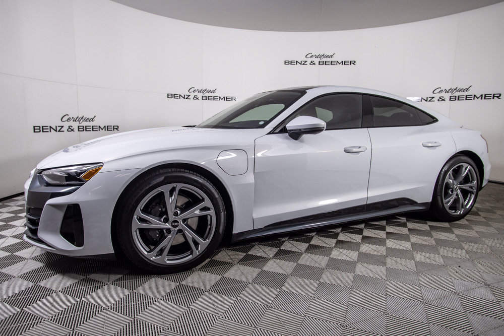 Used 2023 Audi e-tron GT Premium Plus AWD/4WD image 9