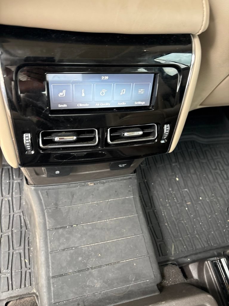 Used 2022 Lincoln Aviator Reserve w/ Equipment Group 201A RWD image 29