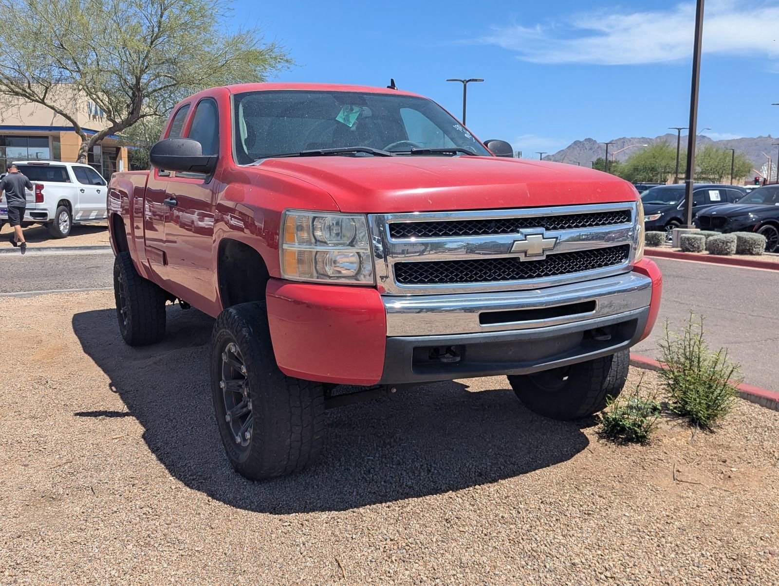 Used 2009 Chevrolet Silverado 1500 LT w/ Power Pack Plus AWD/4WD image 2