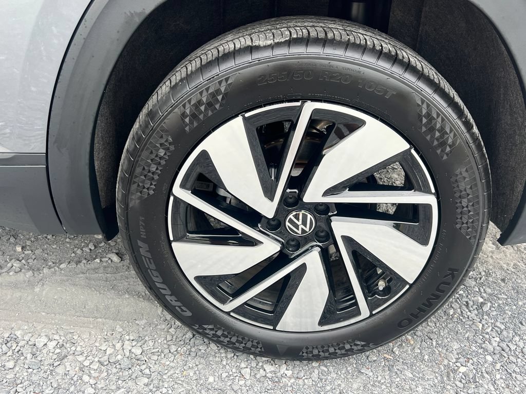 Used 2024 Volkswagen Atlas SE FWD image 16