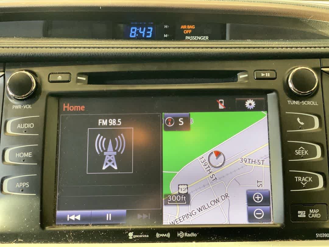 Used 2019 Toyota Highlander XLE AWD/4WD image 19