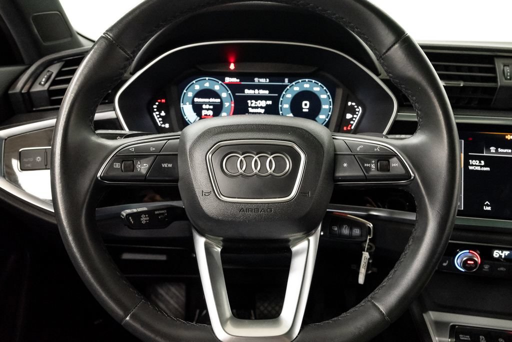 Used 2025 Audi Q3 2.0T Premium AWD/4WD image 14