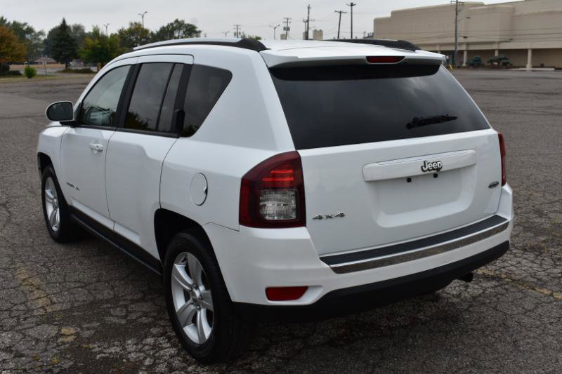 Used 2015 Jeep Compass High Altitude image 6