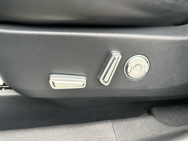 Used 2024 Lincoln Nautilus Reserve image 28