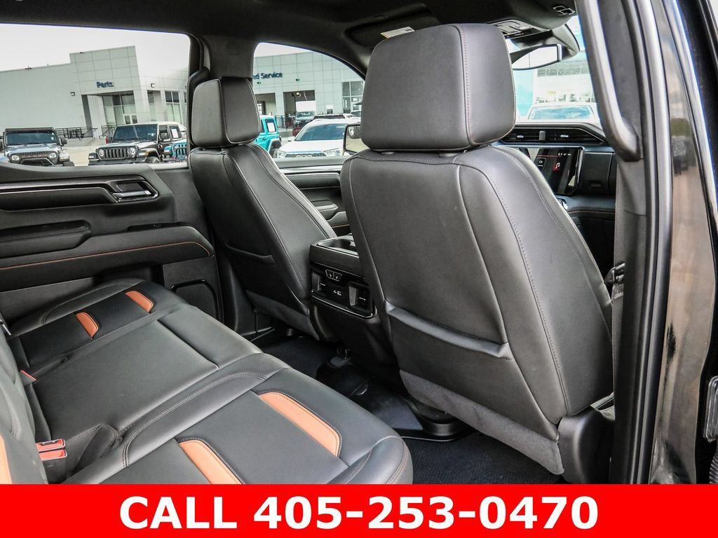 Used 2024 GMC Sierra 1500 AT4 w/ AT4 Premium Package AWD/4WD image 25