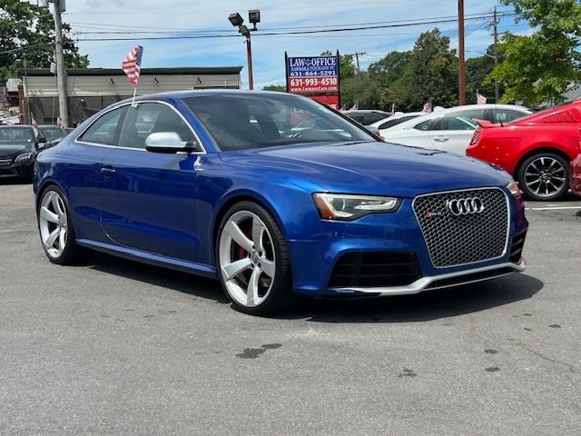 Used 2015 Audi RS 5 Coupe w/ Technology Package AWD/4WD image 3