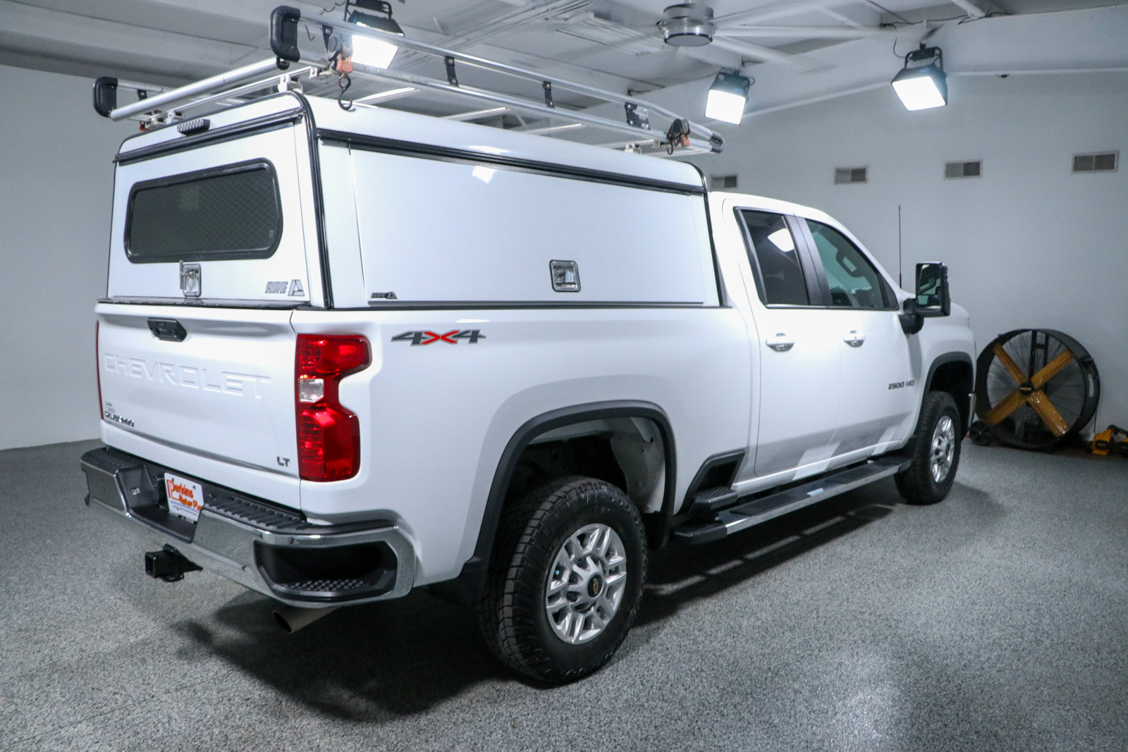 Used 2024 Chevrolet Silverado 2500 LT w/ Convenience Package AWD/4WD image 7