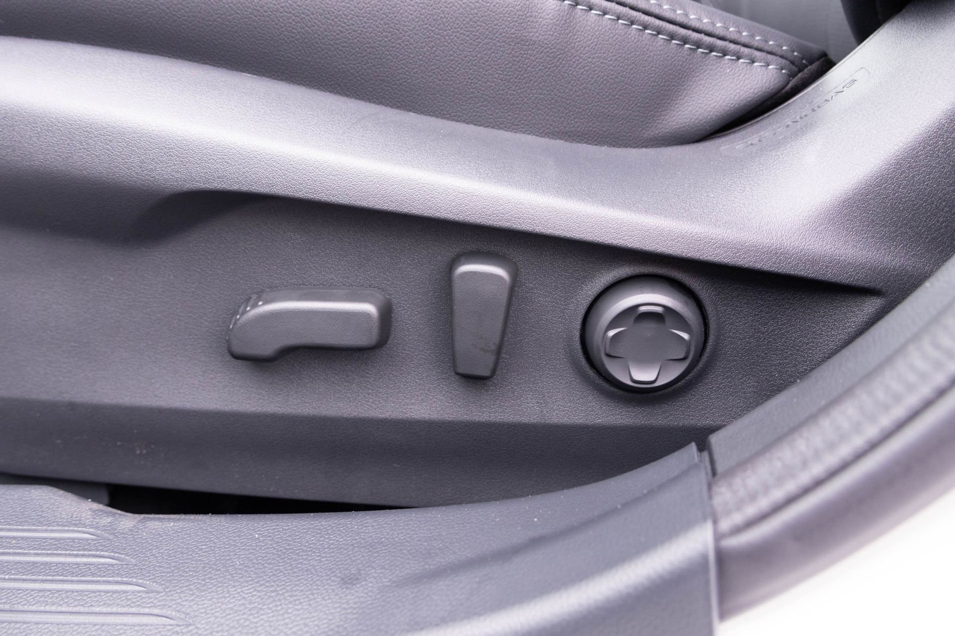 New 2025 Subaru Outback Limited image 36