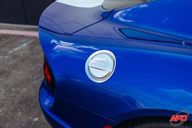Used 2013 SRT Viper GTS w/ GTS Laguna Interior Pkg RWD image 33