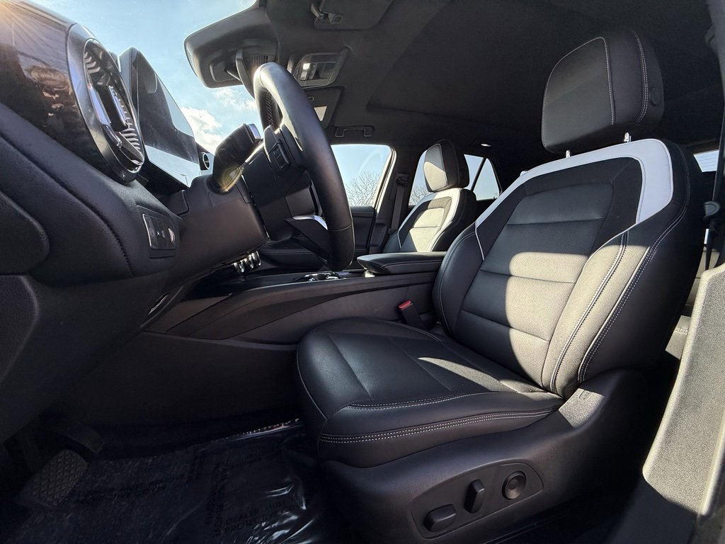 Used 2024 Chevrolet Blazer EV LT image 10