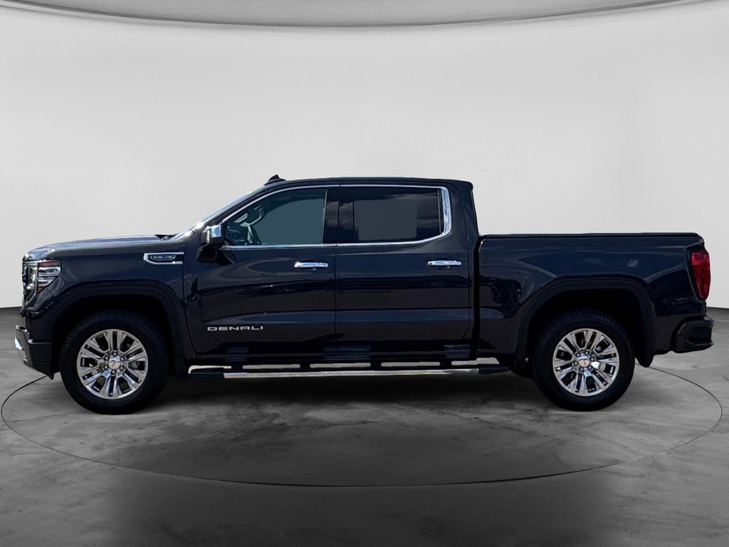 Used 2025 GMC Sierra 1500 Denali w/ Technology Package AWD/4WD image 5