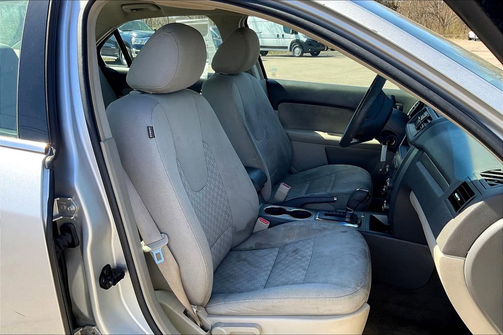 Used 2011 Ford Fusion SE w/ 201A Rapid Spec Order Code image 7