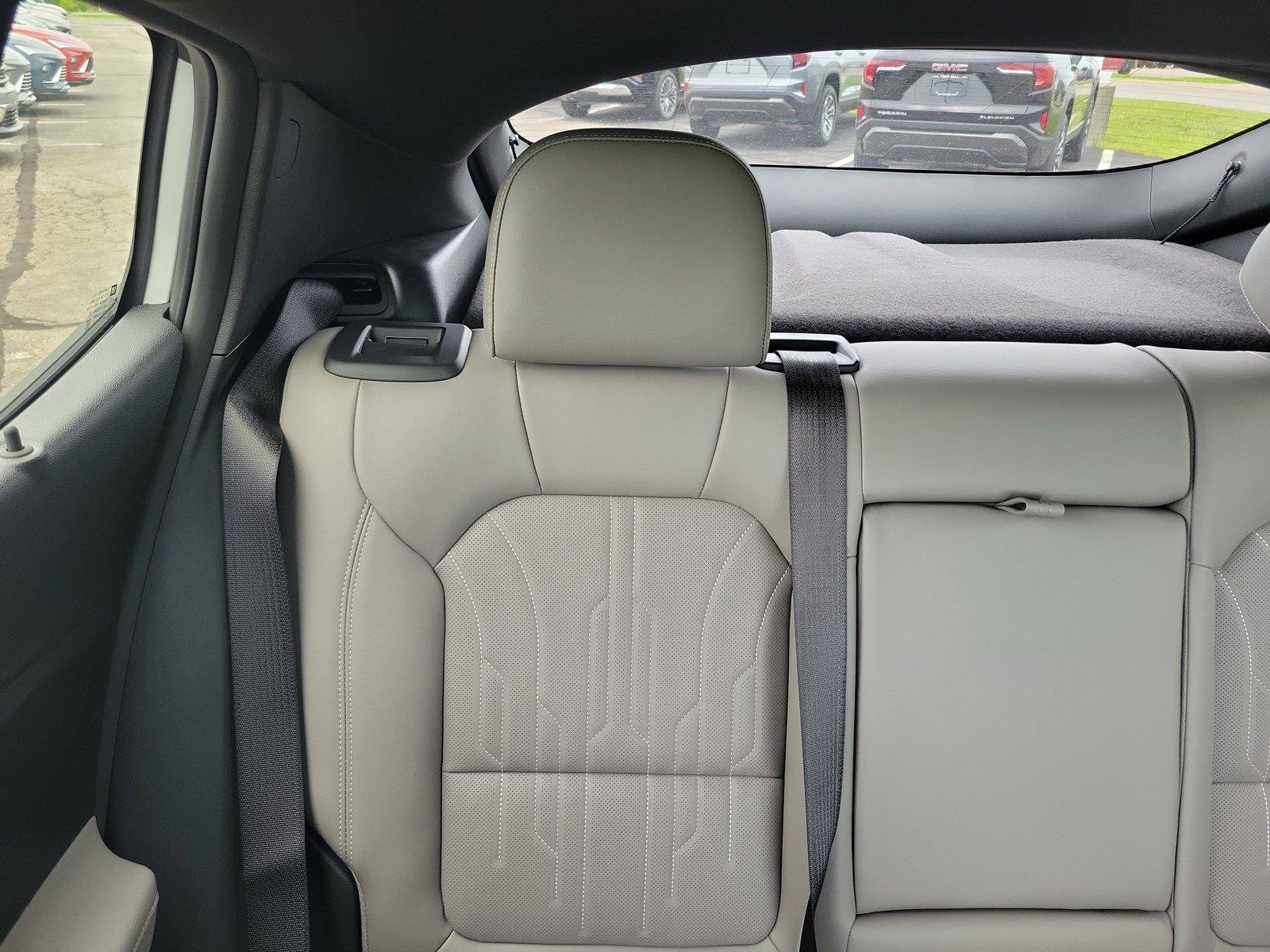 New 2026 Buick Envista Sport Touring FWD image 11