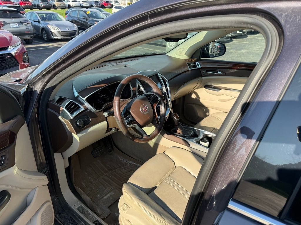 Used 2015 Cadillac SRX Luxury w/ Driver Awareness Package image 7