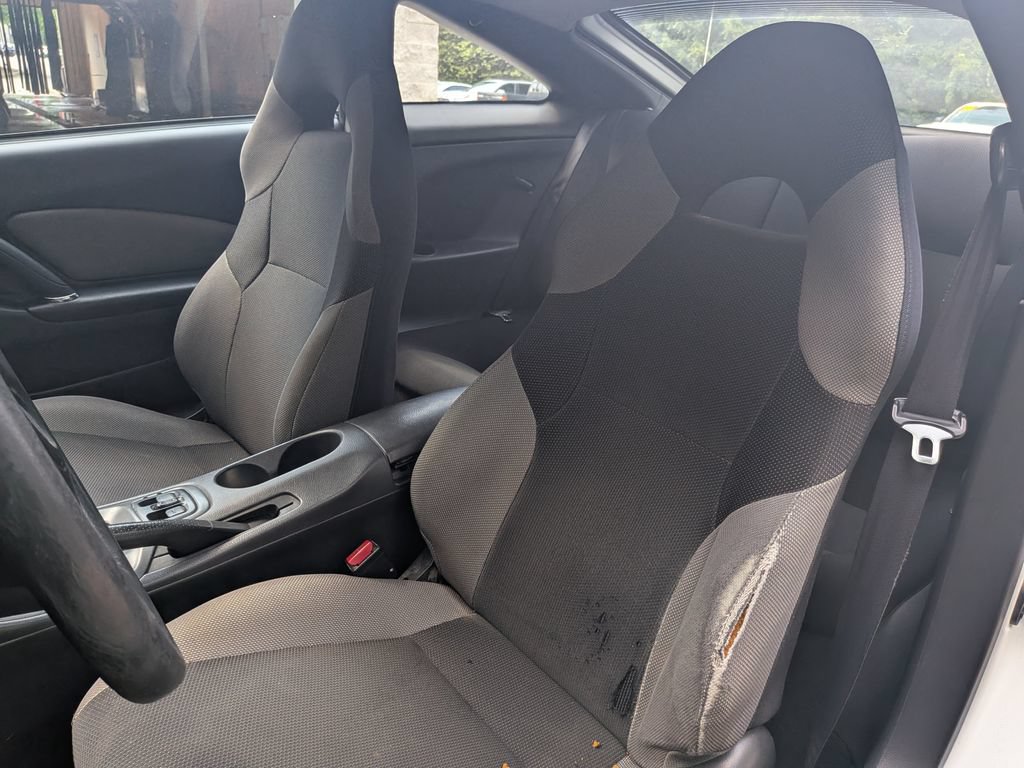 Used 2003 Toyota Celica GT w/ Upgrade Value Pkg FWD image 12