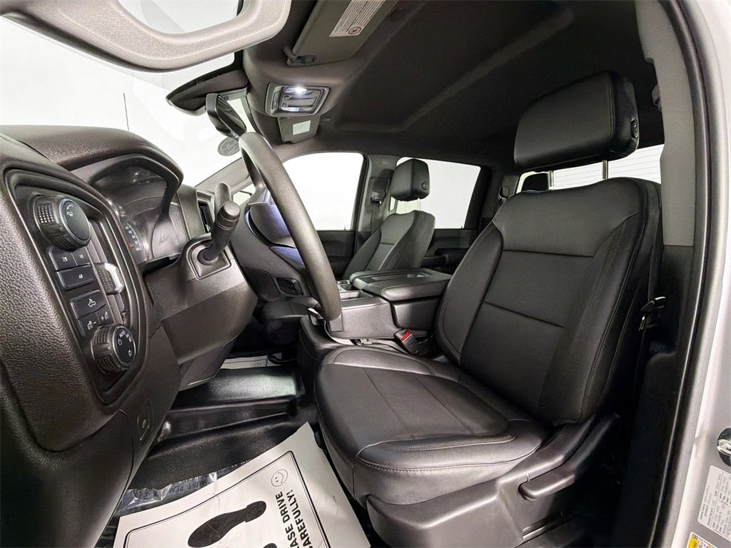 Used 2023 Chevrolet Silverado 3500 W/T w/ Gooseneck/5TH Wheel Package image 18