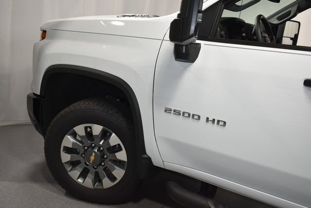 New 2026 Chevrolet Silverado 2500 Custom w/ Custom Value Package AWD/4WD image 10