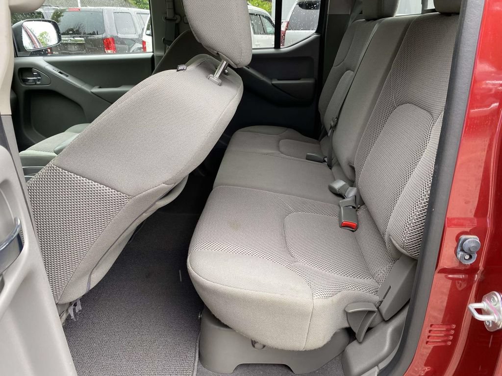 Used 2021 Nissan Frontier SV AWD/4WD image 16