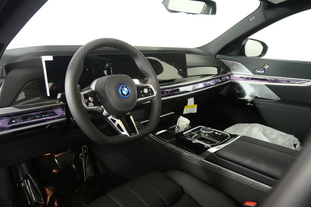 New 2026 BMW 750e xDrive w/ Executive Package image 13