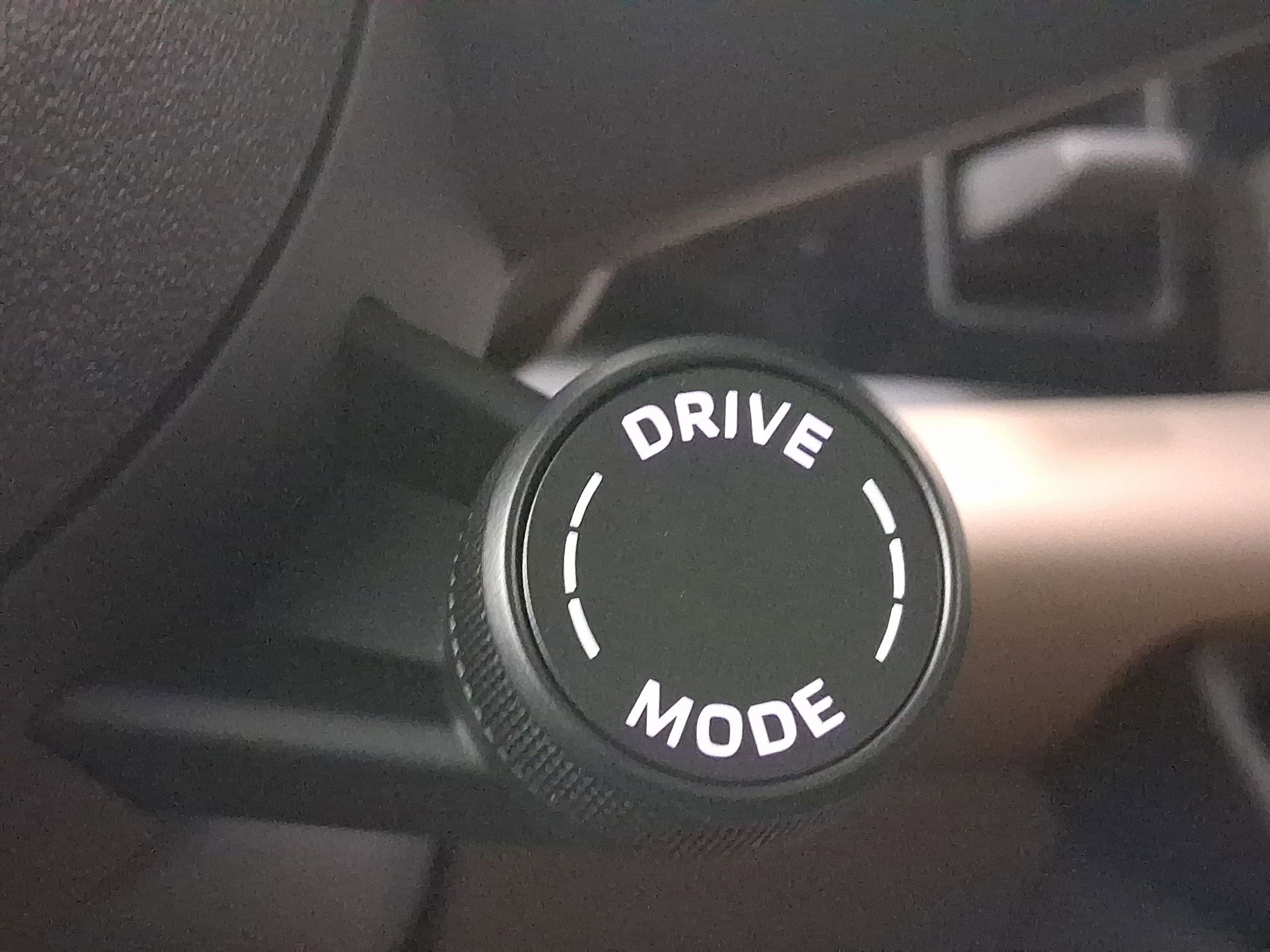 Used 2026 Porsche Macan image 18