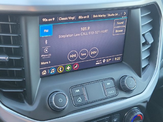 Used 2023 GMC Acadia SLE w/ Driver Convenience Package FWD image 24