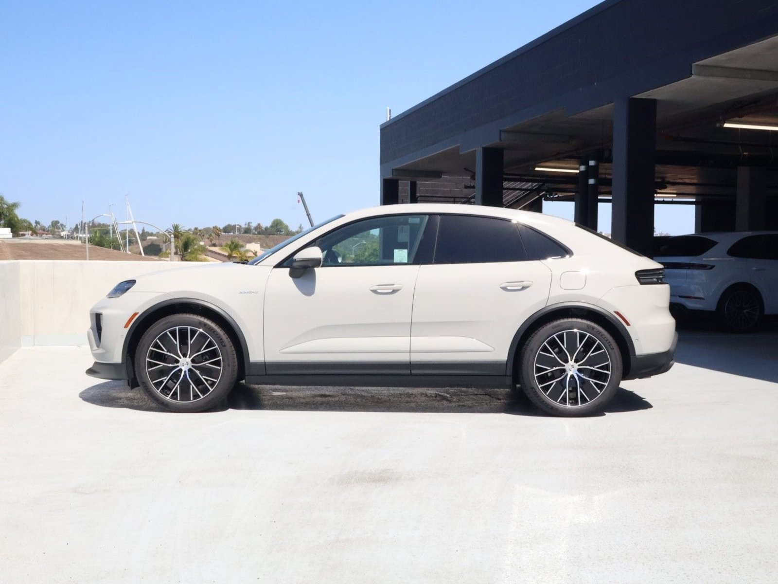 New 2026 Porsche Macan Electric RWD video 2