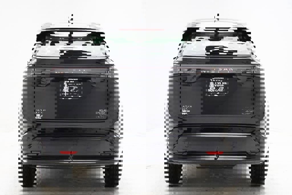 Used 2024 Nissan Ariya AWD image 8