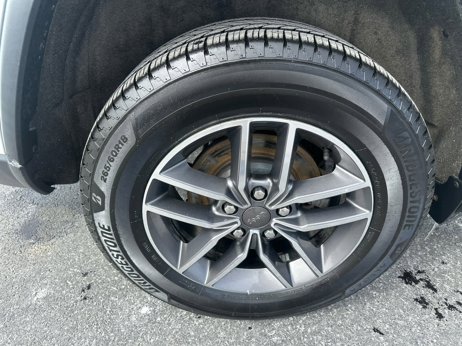 Used 2019 Jeep Grand Cherokee Limited image 9