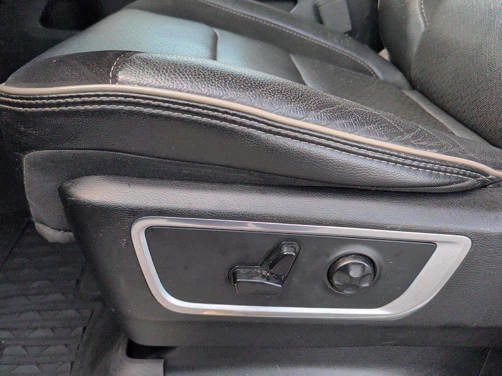 Used 2020 RAM 1500 Laramie AWD/4WD image 12