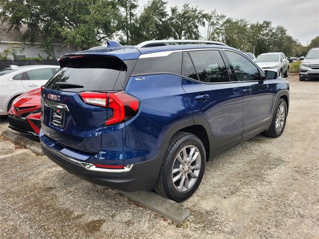 Used 2022 GMC Terrain SLT w/ Infotainment Package II image 7