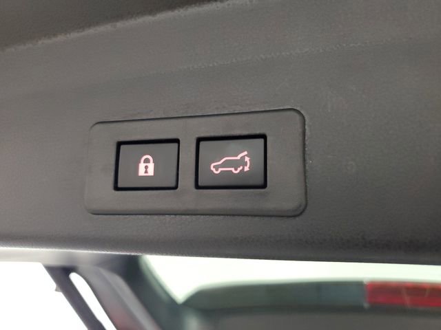 Used 2023 Subaru Ascent Limited w/ Technology Package image 10