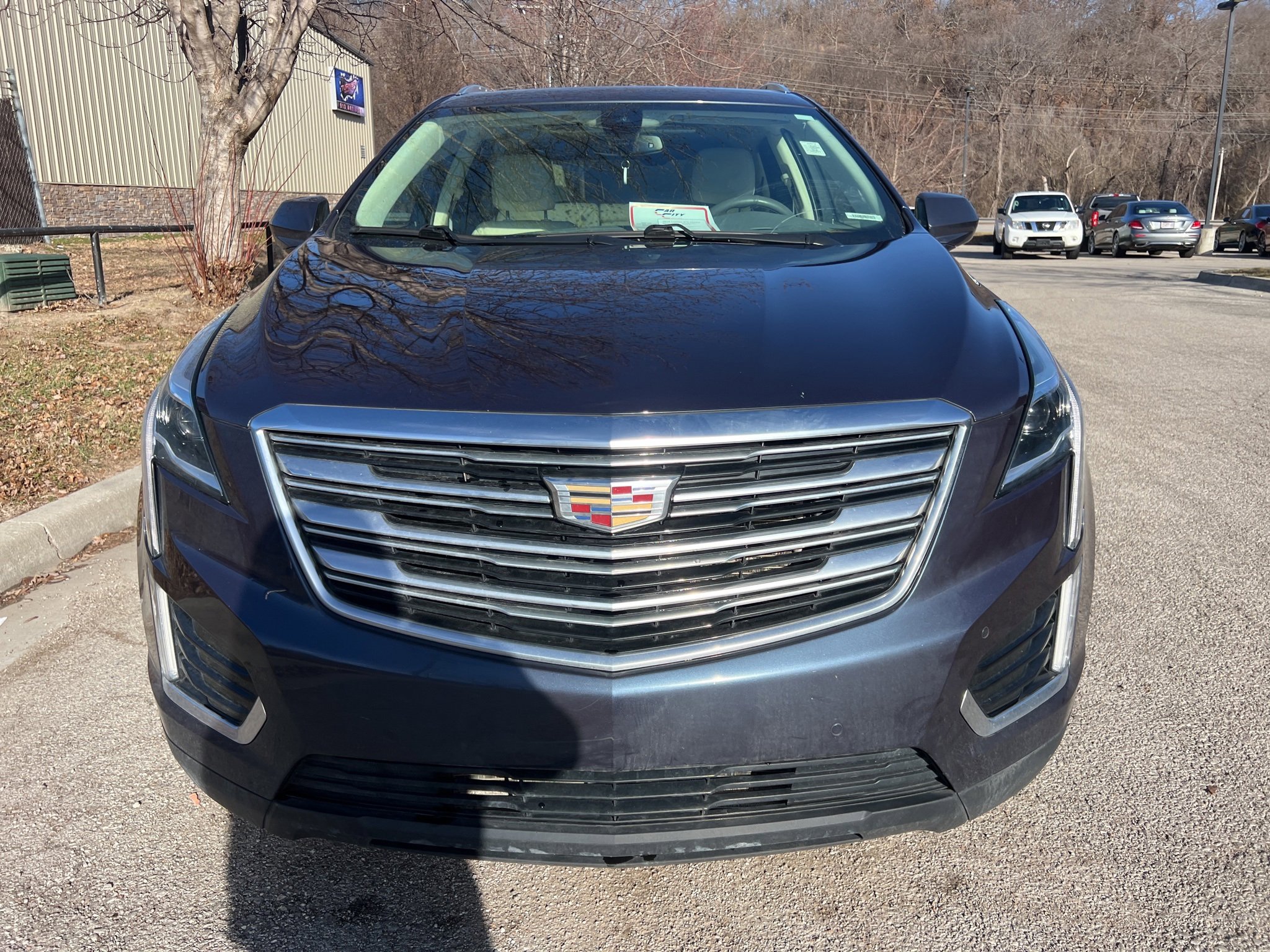 Used 2019 Cadillac XT5 Luxury image 2