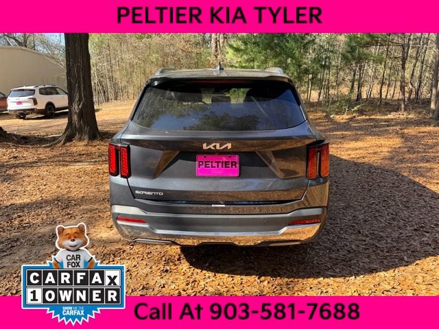 Certified 2024 Kia Sorento S image 11