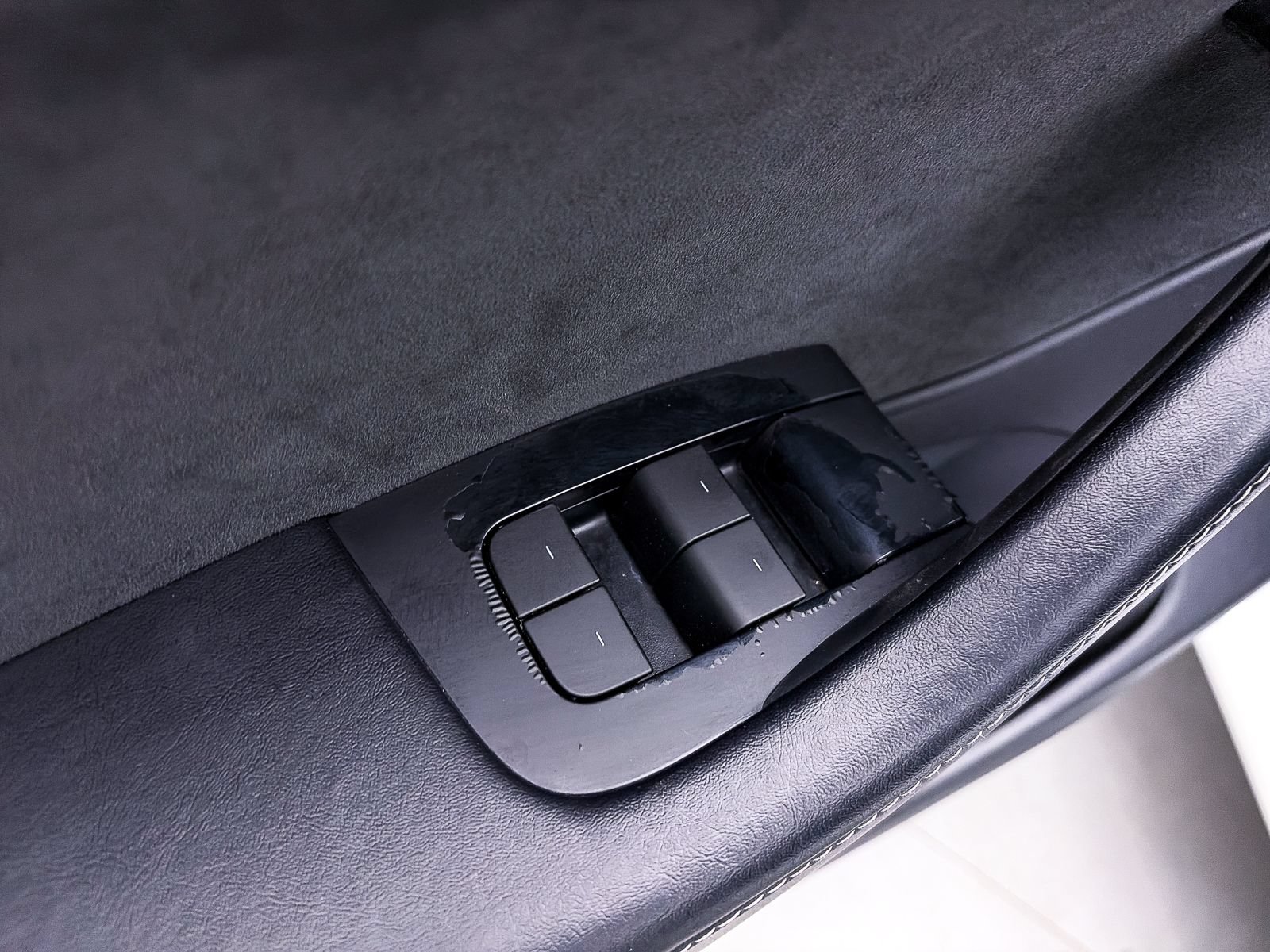 Used 2022 Tesla Model 3 Long Range AWD/4WD image 17