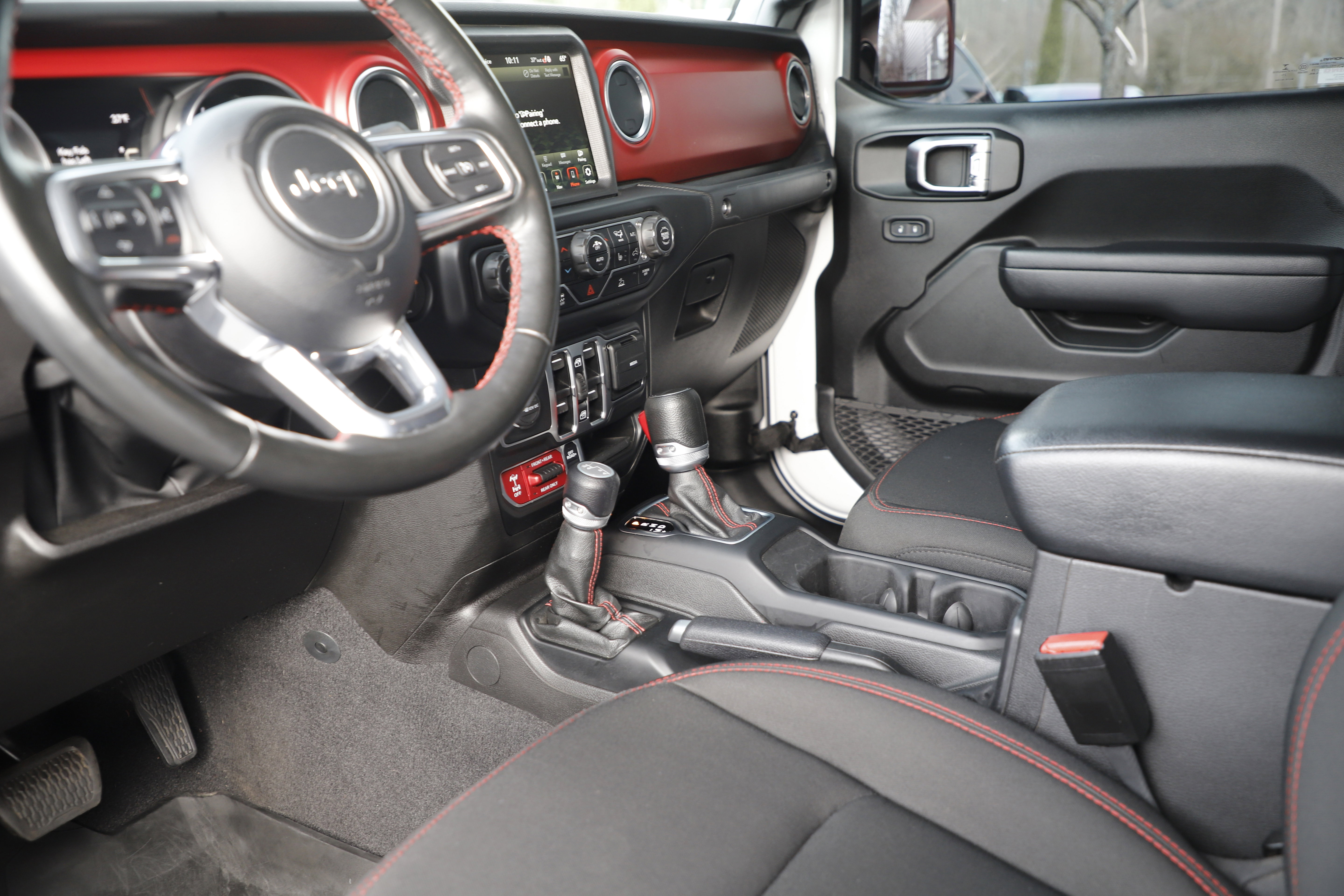 Used 2022 Jeep Gladiator Rubicon w/ Cold Weather Group image 21