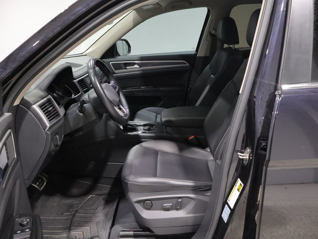 Used 2021 Volkswagen Atlas SE image 9
