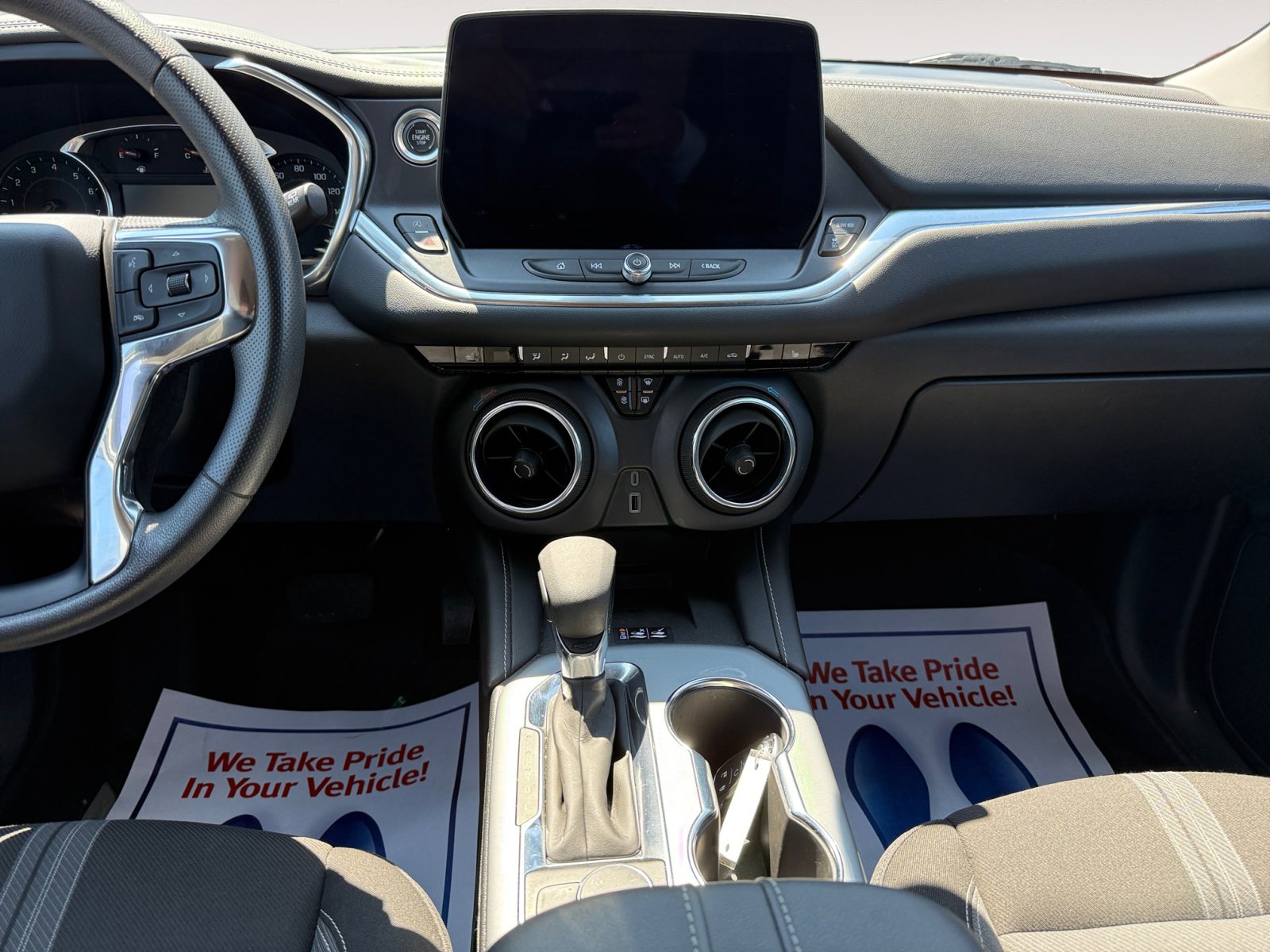 Used 2023 Chevrolet Blazer LT w/ Convenience Package image 11