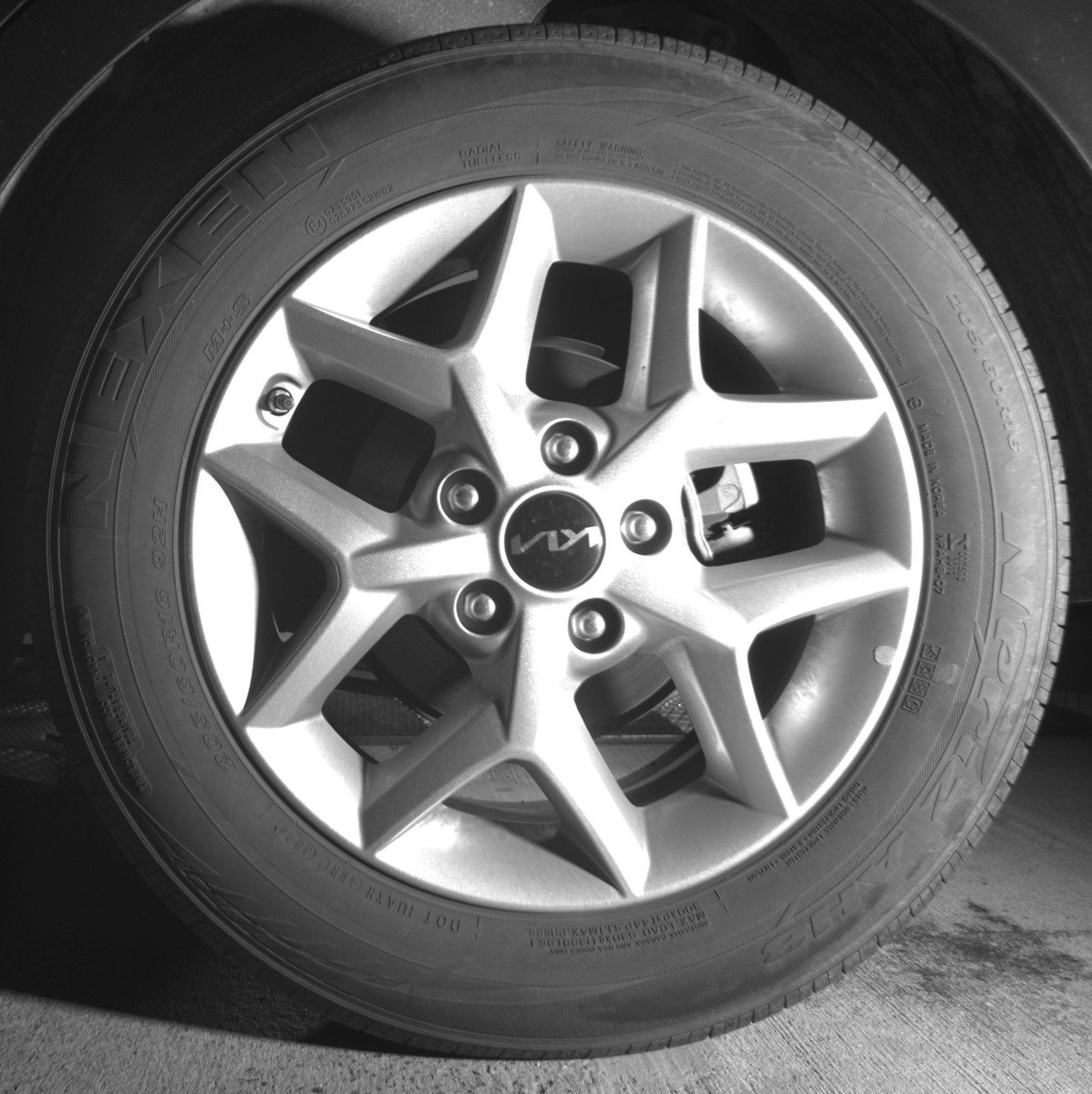 Used 2025 Kia Soul LX w/ LX Technology Package image 14