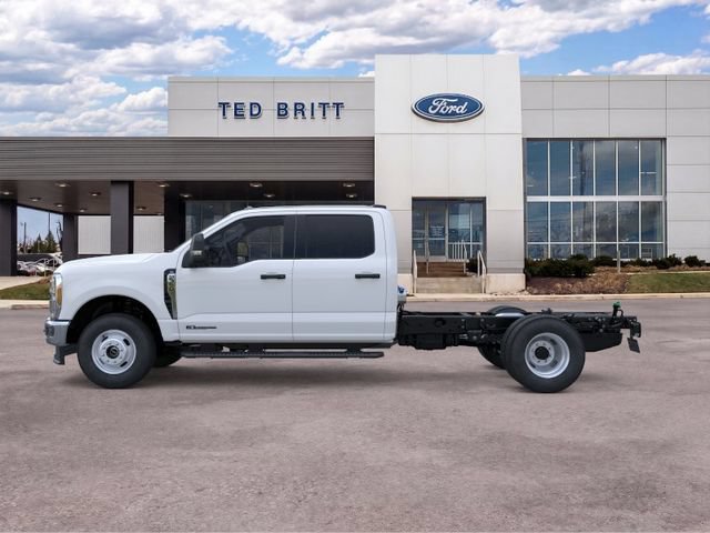 New 2026 Ford F350 XL w/ XL Chrome Package AWD/4WD image 4