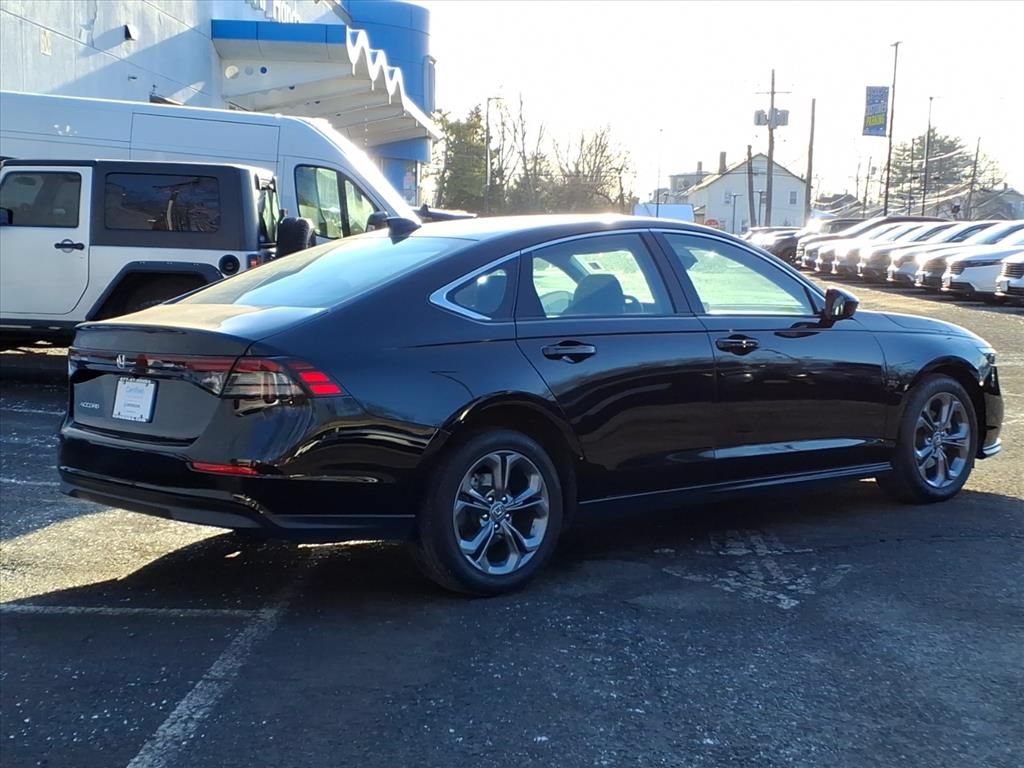 Used 2024 Honda Accord EX image 6